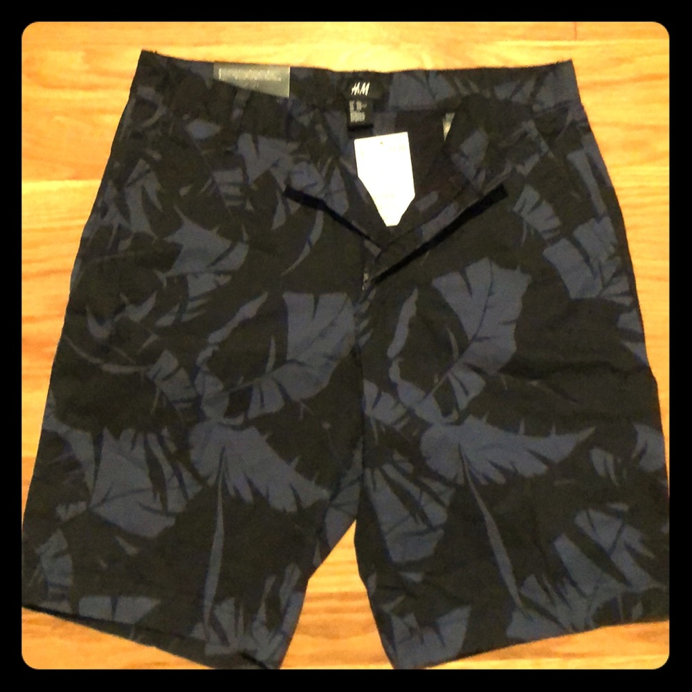H&M Men’s Tropical Shorts